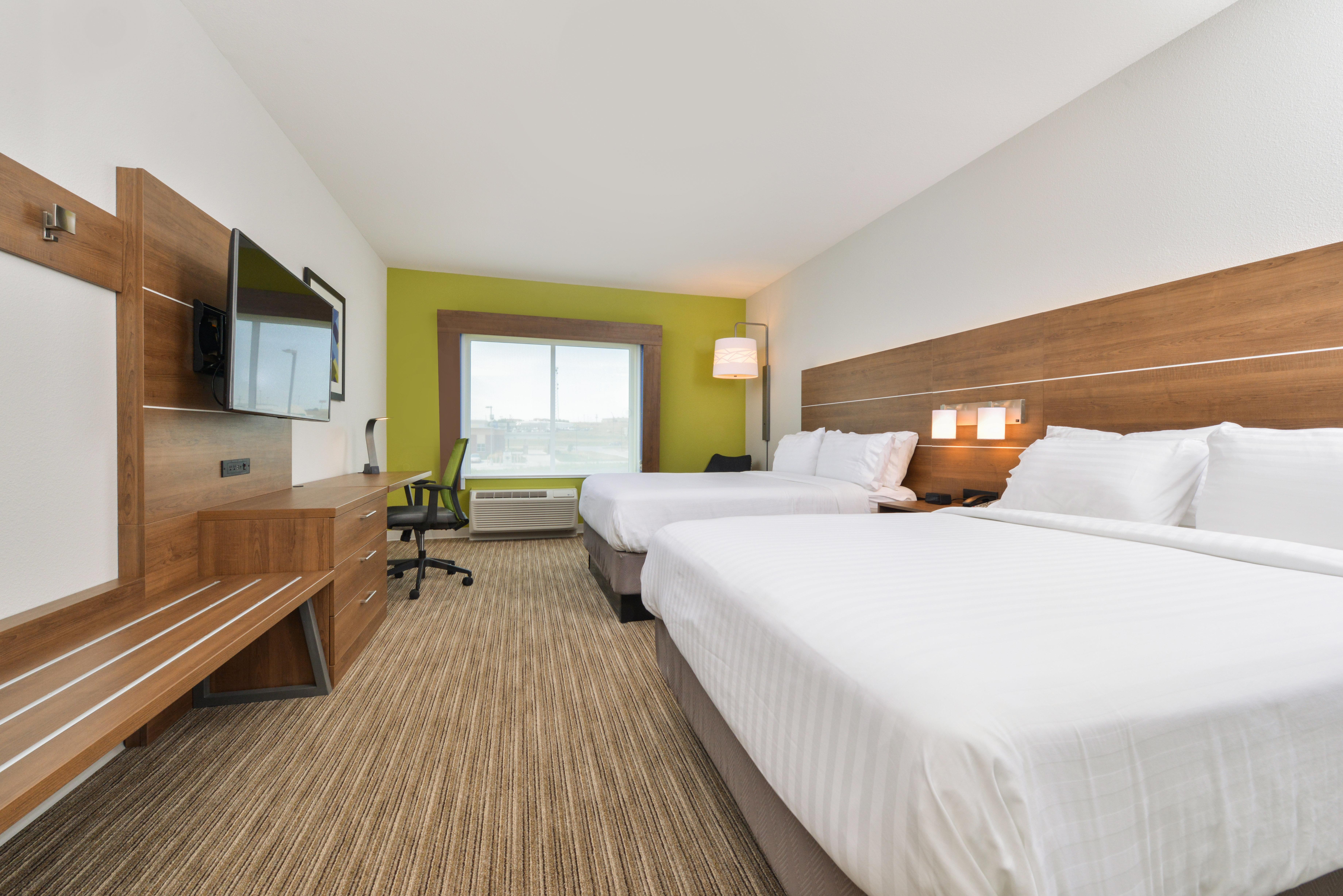 Holiday Inn Express & Suites - Chadron By Ihg Exterior photo